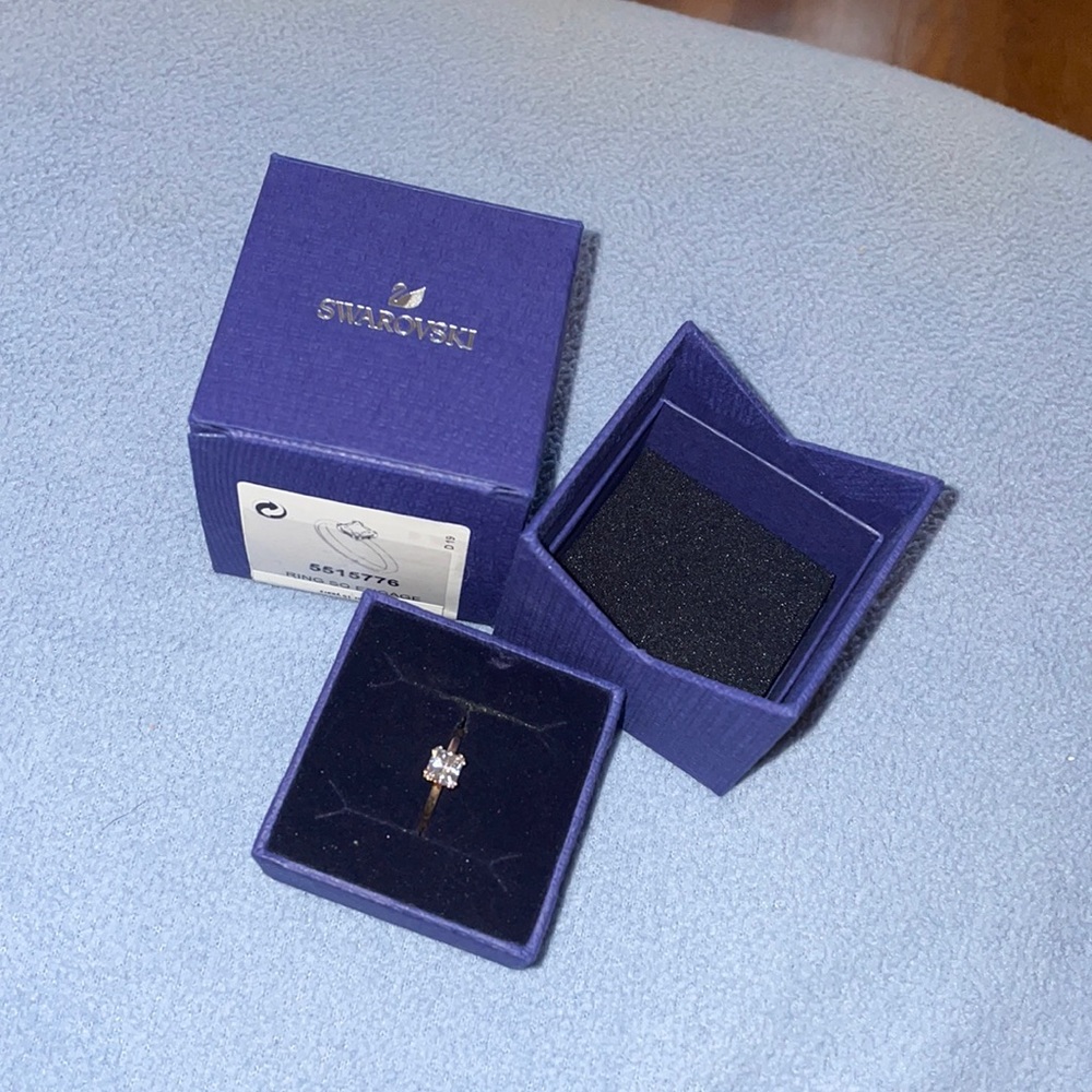 Swarovski Ring